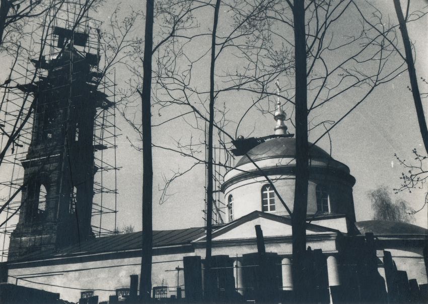 Церковь Зосимы и Савватия Соловецких в Гольянове, Гольяново (Восточный административный округ (ВАО), г. Москва). фасады
