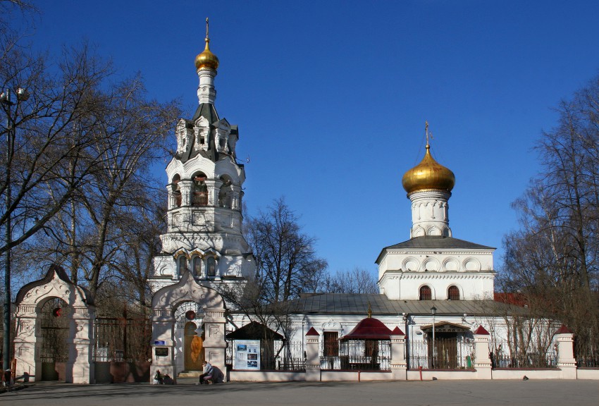 Преображенское. Церковь Илии Пророка в Черкизове. фасады