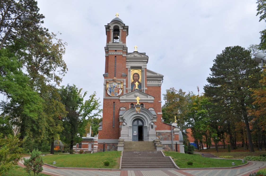 Церковь Николая Чудотворца (усыпальница Святополк-Мирских), Мир (Кореличский район, Беларусь, Гродненская область). фасады