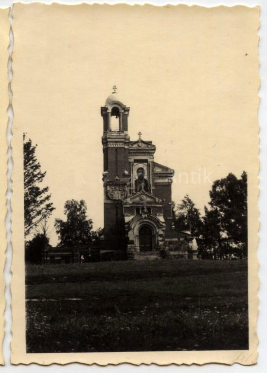 Церковь Николая Чудотворца (усыпальница Святополк-Мирских), Мир (Кореличский район, Беларусь, Гродненская область). архивная фотография, Фото 1941 г. с аукциона e-bay.de