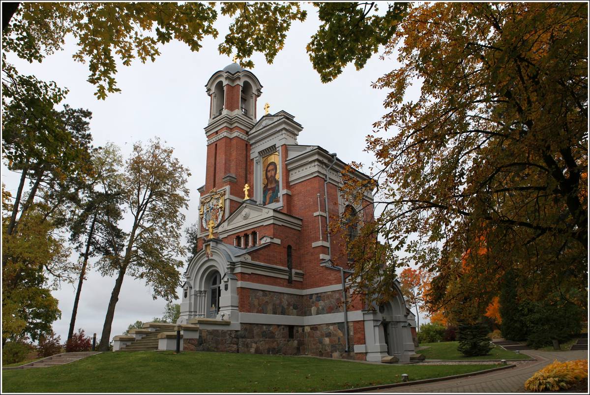 Церковь Николая Чудотворца (усыпальница Святополк-Мирских), Мир (Кореличский район, Беларусь, Гродненская область). фасады