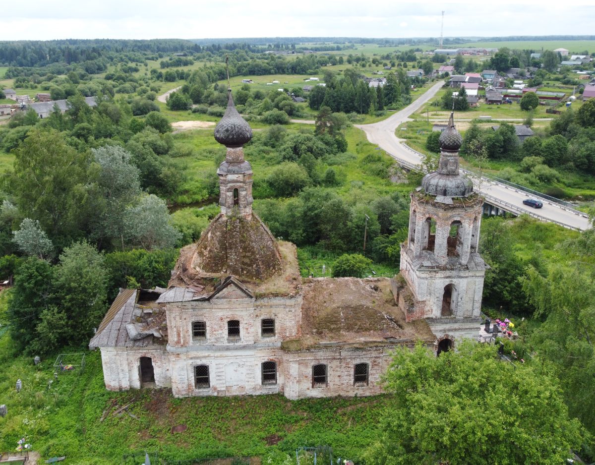 Церковь Спаса Нерукотворного Образа, Михаил-Архангел (Любимский район, Ярославская область). фасады