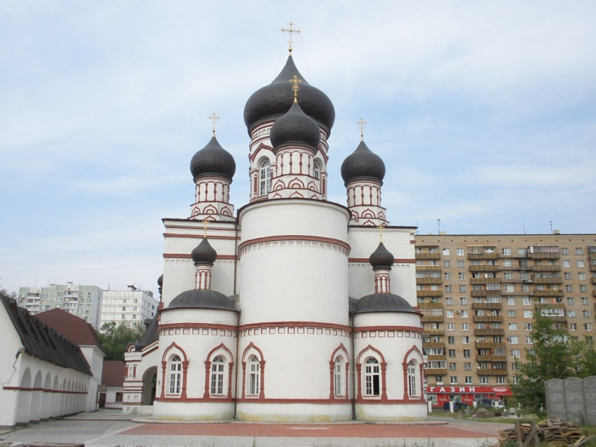 Соколиная Гора. Церковь Димитрия Солунского на Благуше. фасады, Вид с востока