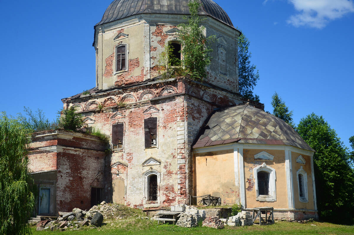 Церковь Троицы Живоначальной, Рамешки (Рамешковский район, Тверская область). фасады