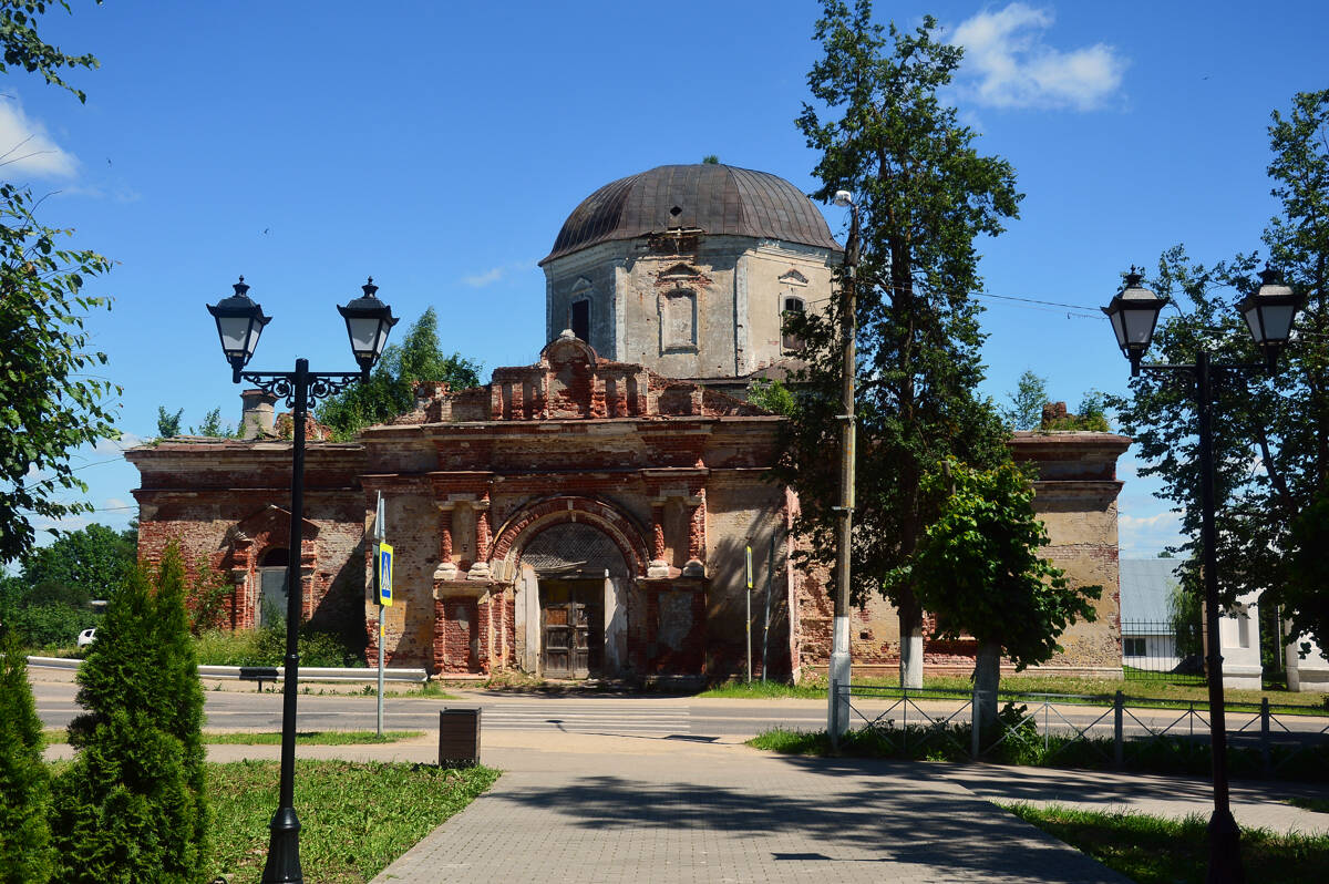 Церковь Троицы Живоначальной, Рамешки (Рамешковский район, Тверская область). общий вид в ландшафте