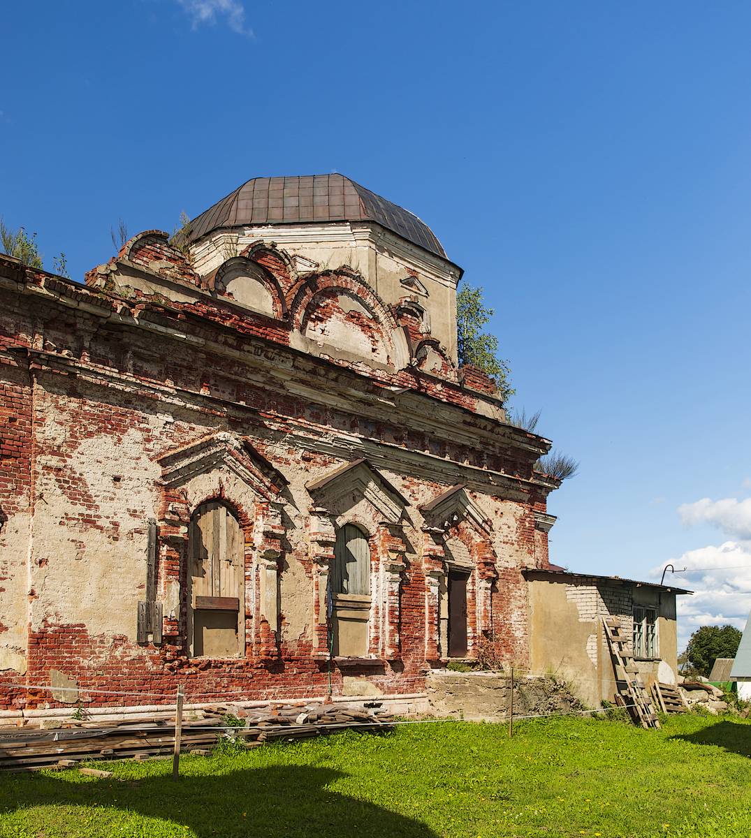 Церковь Троицы Живоначальной, Рамешки (Рамешковский район, Тверская область). фасады