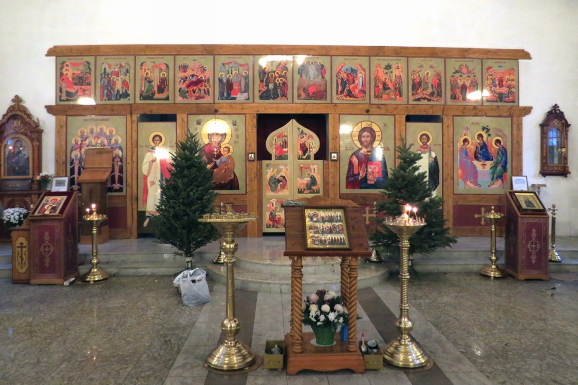 Церковь Казанской (Песчанской) иконы Божией Матери в Измайлове, Восточное Измайлово (Восточный административный округ (ВАО), г. Москва). интерьер и убранство, Иконостас нового храма