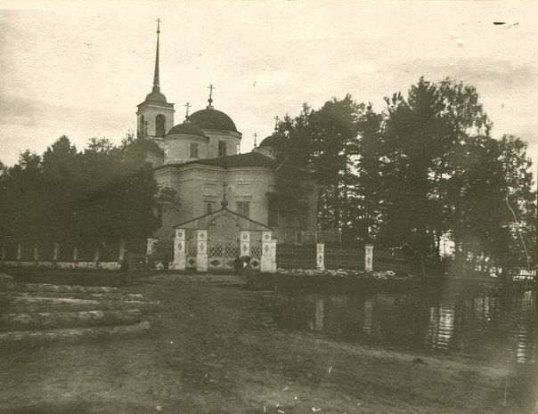 Ундозерский Погост. Церковь Богоявления Господня. архивная фотография, Фото из группы https://vk.com/club68564888