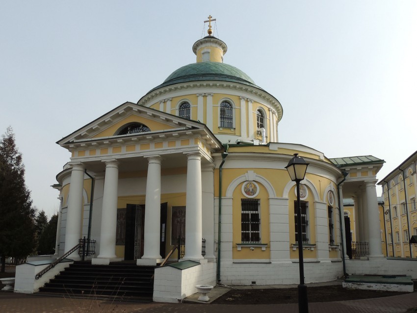 Косино-Ухтомский. Церковь Успения Пресвятой Богородицы в Косине. фасады
