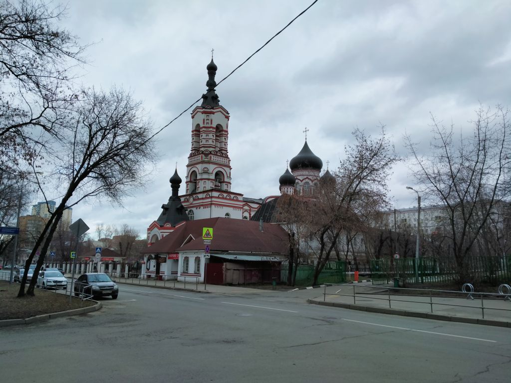 Церковь Димитрия Солунского на Благуше, Соколиная Гора (Восточный административный округ (ВАО), г. Москва). фасады