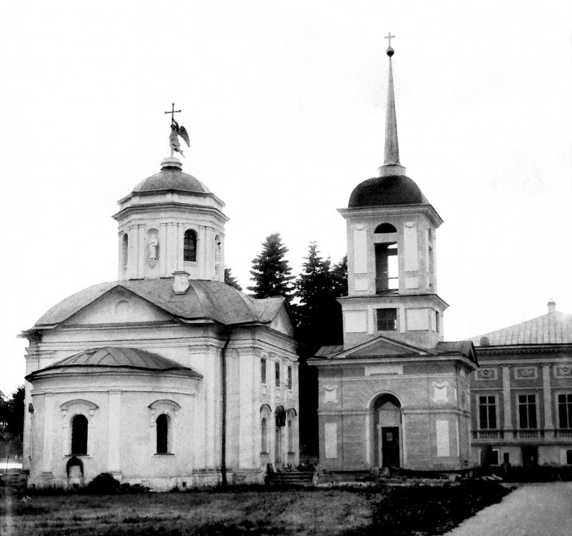 Вешняки. Церковь Спаса Всемилостивого в Кускове. фасады