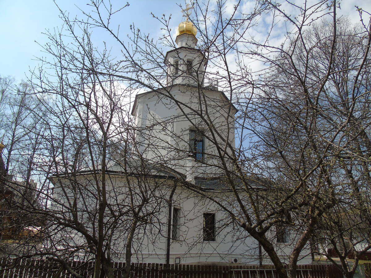Церковь Спаса Нерукотворного Образа в Гирееве, Новогиреево (Восточный административный округ (ВАО), г. Москва). фасады