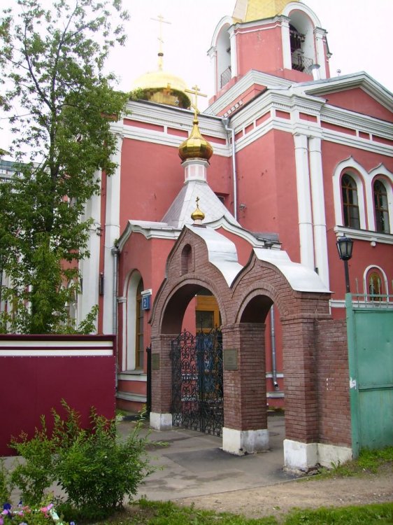 Церковь Воскресения Христова на бывшем Семёновском кладбище, Соколиная Гора (Восточный административный округ (ВАО), г. Москва). архитектурные детали