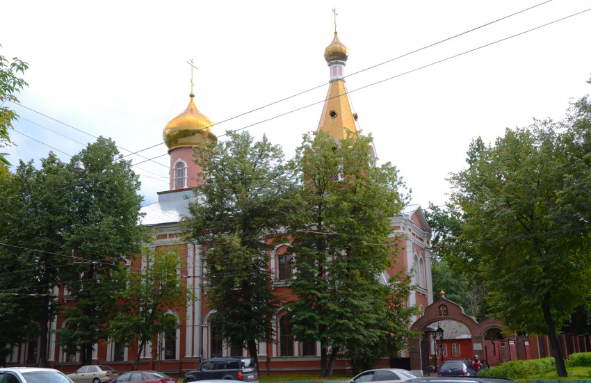 Церковь Воскресения Христова на бывшем Семёновском кладбище, Соколиная Гора (Восточный административный округ (ВАО), г. Москва). фасады, Вид храма с северной стороны