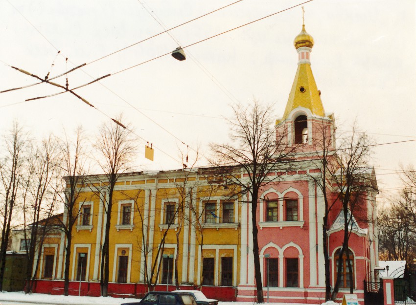 Церковь Воскресения Христова на бывшем Семёновском кладбище, Соколиная Гора (Восточный административный округ (ВАО), г. Москва). документальные фотографии