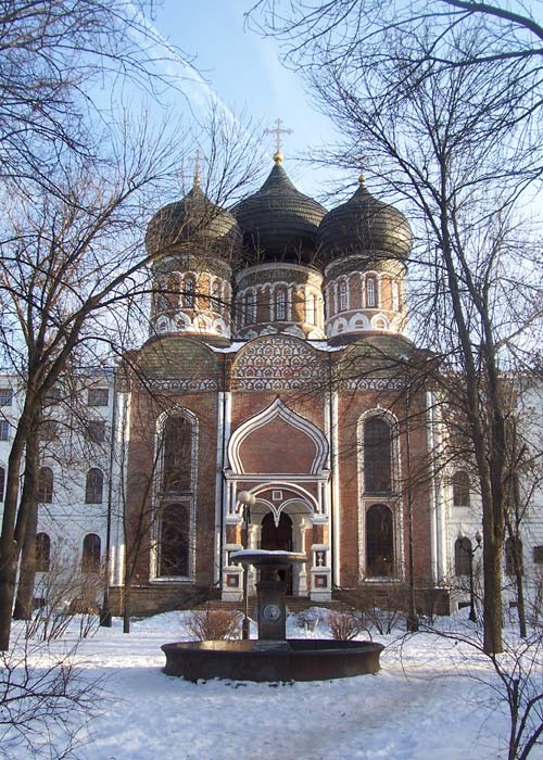 Измайлово. Собор Покрова Пресвятой Богородицы в Измайлове. общий вид в ландшафте, Западный фасад