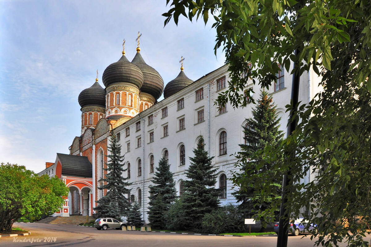 Собор Покрова Пресвятой Богородицы в Измайлове, Измайлово (Восточный административный округ (ВАО), г. Москва). фасады