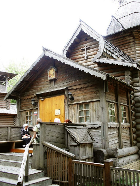 Церковь Благовещения Пресвятой Богородицы в Раеве, Бабушкинский (Северо-Восточный административный округ (СВАО), г. Москва). архитектурные детали, Западный  фасад  храма