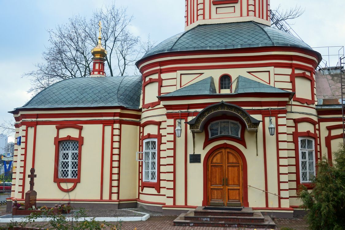 Церковь Воздвижения Креста Господня в Алтуфьеве, Лианозово (Северо-Восточный административный округ (СВАО), г. Москва). фасады