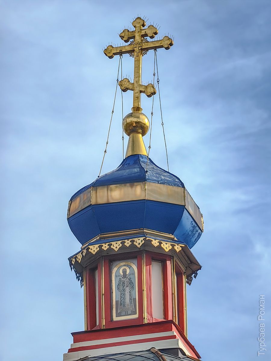 Церковь Воздвижения Креста Господня в Алтуфьеве, Лианозово (Северо-Восточный административный округ (СВАО), г. Москва). архитектурные детали, Глава основного объема