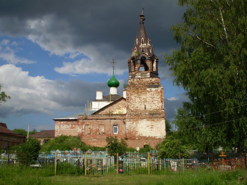 Погребищи. Церковь Троицы Живоначальной. фасады, вид с юга