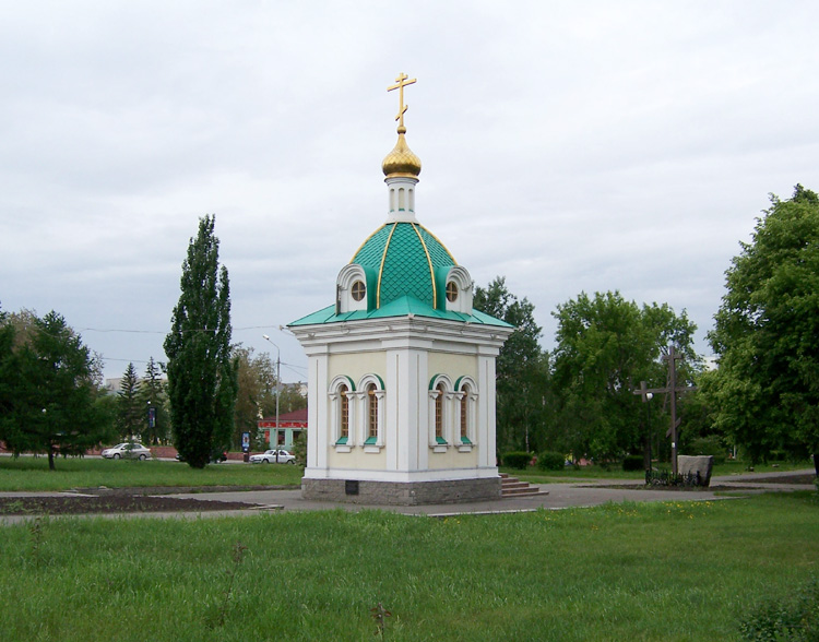Часовня Илии Пророка, Омск (Омск, город, Омская область). общий вид в ландшафте