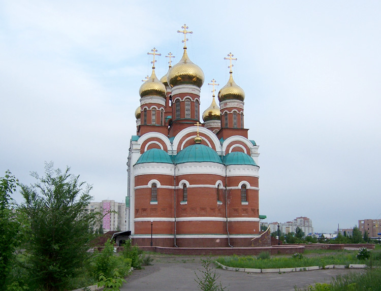 Омск. Кафедральный собор Рождества Христова. фасады