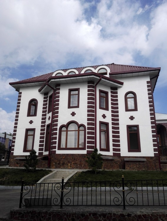 Троице-Георгиевский Чирчикский мужской монастырь, Чирчик (Троицкое) (Узбекистан, Прочие страны). фасады, Братский корпус