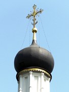 Церковь Ризоположения (Положения ризы Богородицы во Влахерне) в Леонове, Завершение основного объема храма<br>, Москва, Северо-Восточный административный округ (СВАО), г. Москва