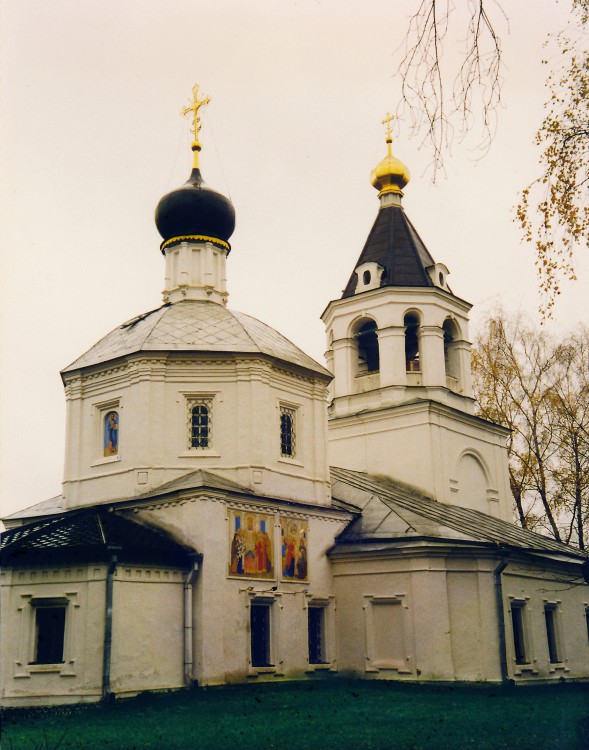 Церковь Ризоположения (Положения ризы Богородицы во Влахерне) в Леонове, Ростокино (Северо-Восточный административный округ (СВАО), г. Москва). фасады