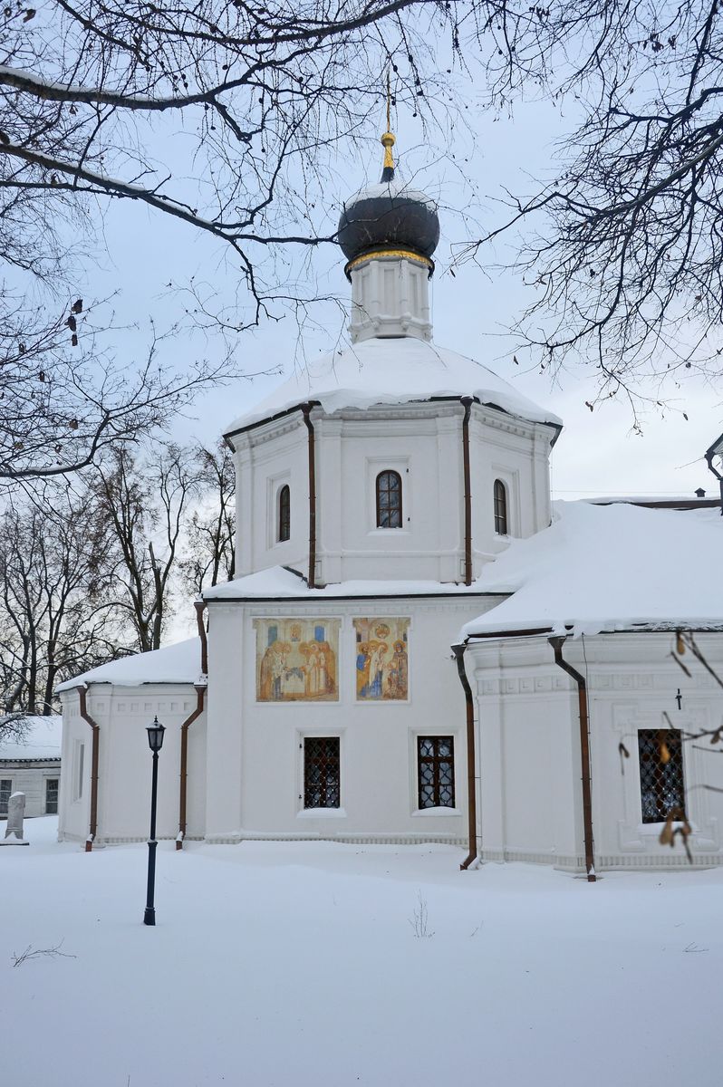 архитектурные детали. Церковь Ризоположения (Положения ризы Богородицы во Влахерне) в Леонове, Ростокино (Северо-Восточный административный округ (СВАО), г. Москва)
