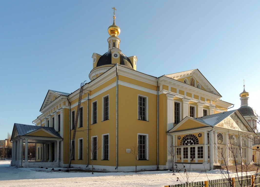 Кафедральный собор Покрова Пресвятой Богородицы на Рогожском кладбище, Нижегородский (Юго-Восточный административный округ (ЮВАО), г. Москва). фасады