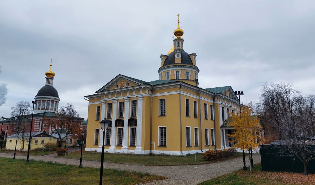 Кафедральный собор Покрова Пресвятой Богородицы на Рогожском кладбище, Нижегородский (Юго-Восточный административный округ (ЮВАО), г. Москва). фасады
