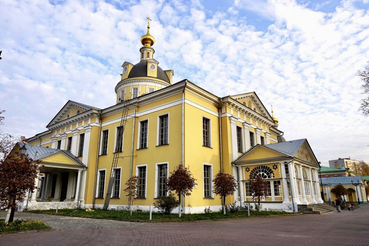 Кафедральный собор Покрова Пресвятой Богородицы на Рогожском кладбище, Нижегородский (Юго-Восточный административный округ (ЮВАО), г. Москва). фасады