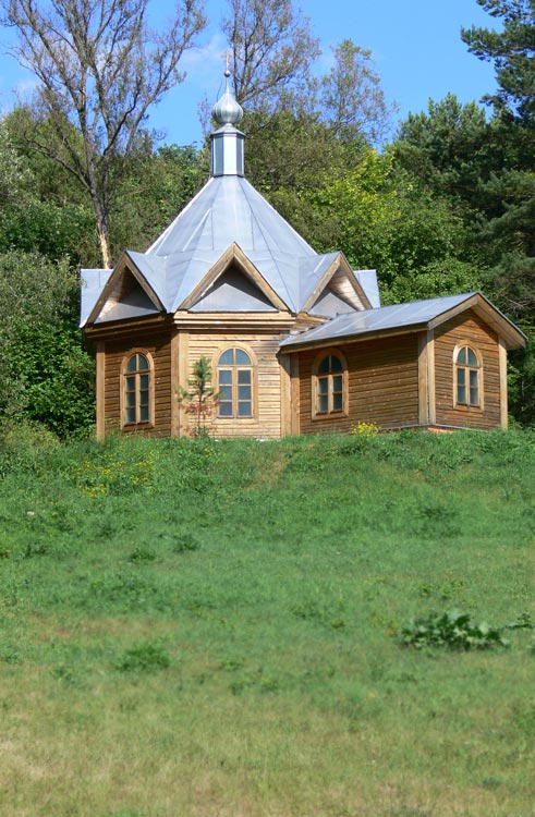 Введенская Макариевская пустынь, Жабынь, урочище (Белёвский район, Тульская область). фасады, Источник с купелью