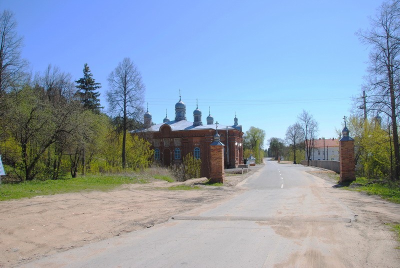 Введенская Макариевская пустынь, Жабынь, урочище (Белёвский район, Тульская область). общий вид в ландшафте, Северные ворота