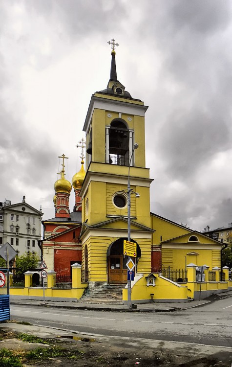 Арбат. Церковь Николая Чудотворца на Щепах. фасады