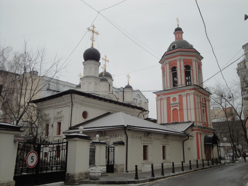 Пресненский. Церковь Иоанна Богослова в Бронной слободе. фасады