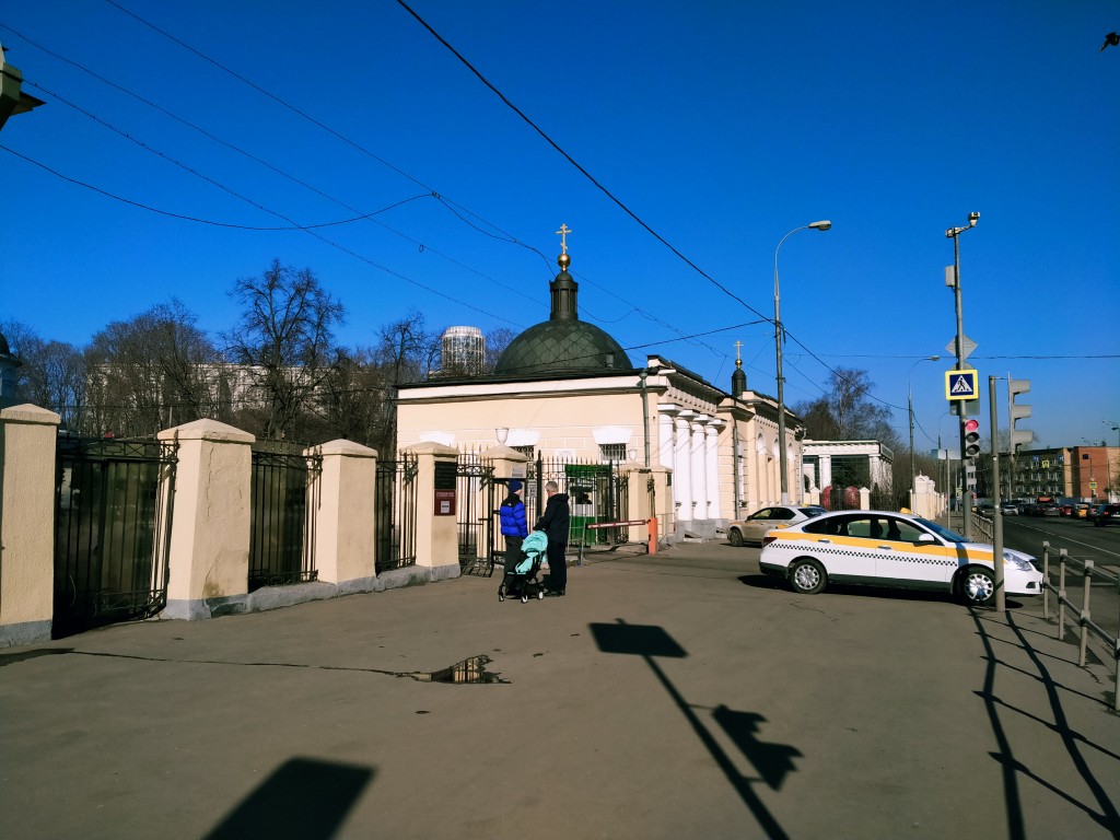 Церковь Андрея Первозванного на Ваганьковском кладбище, Пресненский (Центральный административный округ (ЦАО), г. Москва). фасады