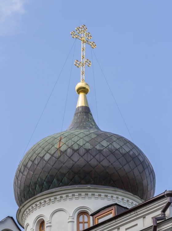 Троицкое подворье Покровского монастыря в Троице-Лыкове. Церковь Успения Пресвятой Богородицы (каменная), Строгино (Северо-Западный административный округ (СЗАО), г. Москва). архитектурные детали, Глава