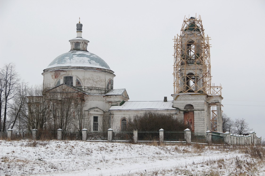 Татищев погост. Церковь Сергия Радонежского. фасады