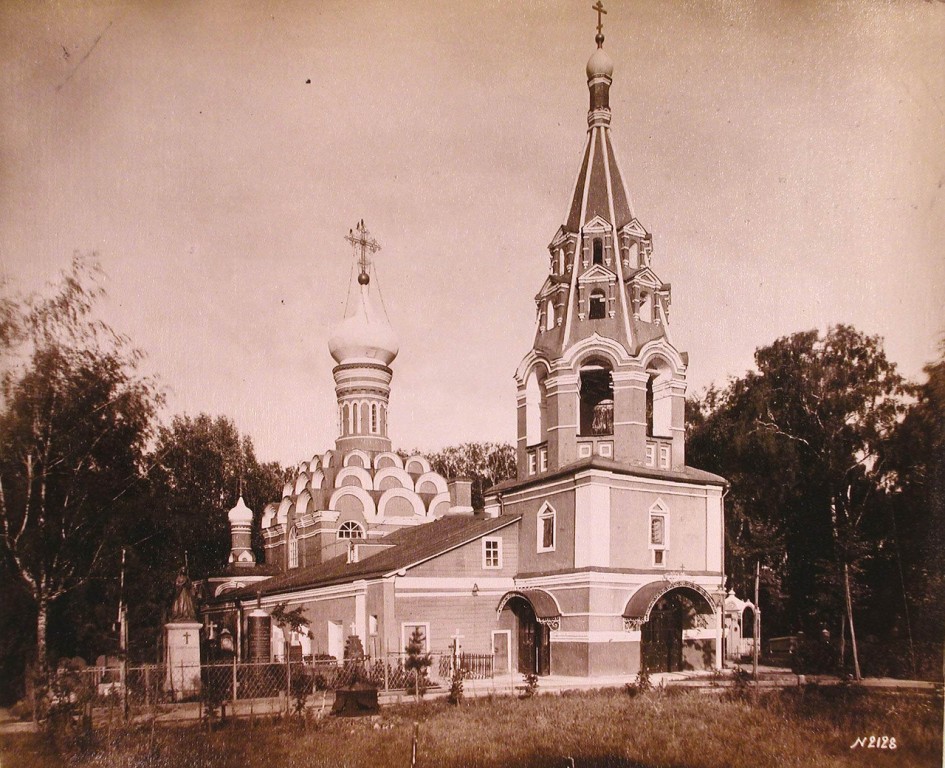 Донской монастырь. Малый собор Донской иконы Божией Матери, Донской (Южный административный округ (ЮАО), г. Москва). архивная фотография, Фото с сайта http://andcvet.narod.ru