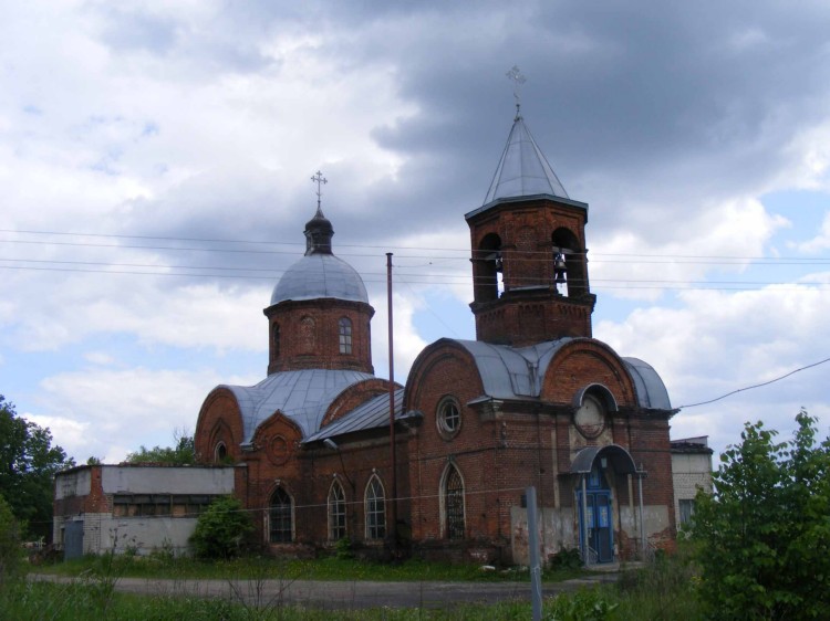 Церковь Петра и Павла, Фролово (Дзержинский район, Калужская область). фасады