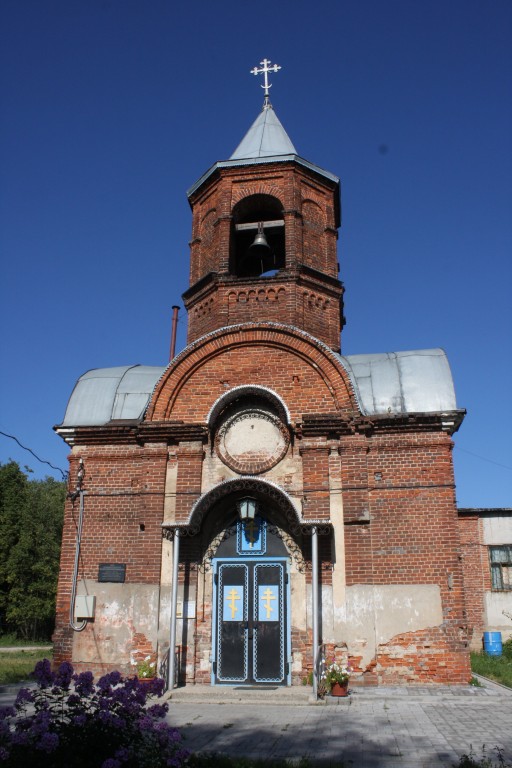 Фролово. Церковь Петра и Павла. фасады