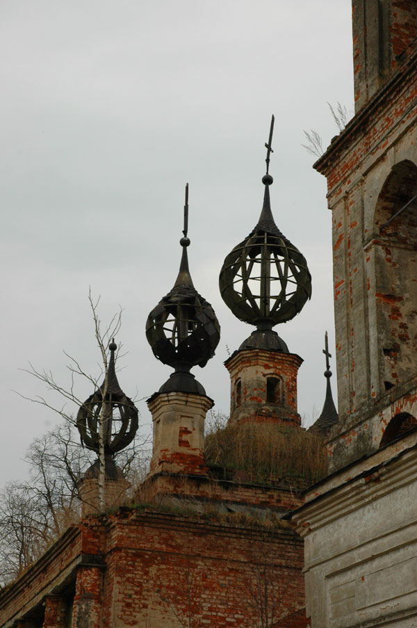 Церковь Георгия Победоносца, Полянки (Ростовский район, Ярославская область). архитектурные детали