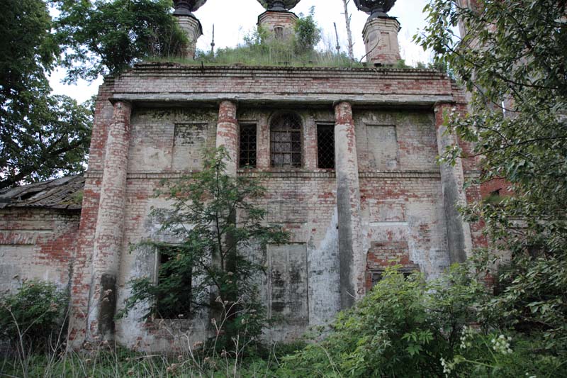 Церковь Георгия Победоносца, Полянки (Ростовский район, Ярославская область). архитектурные детали