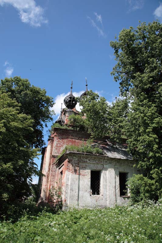 Церковь Георгия Победоносца, Полянки (Ростовский район, Ярославская область). архитектурные детали