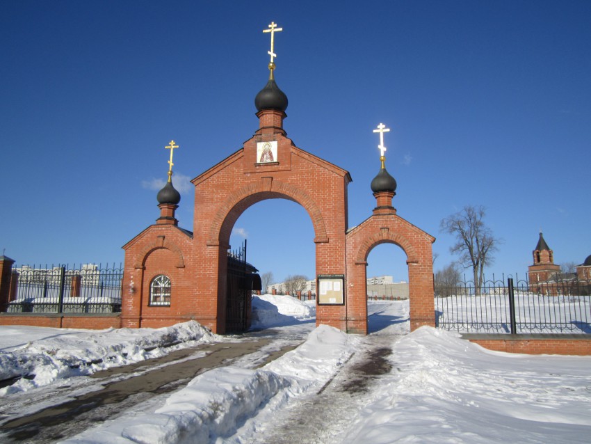 Западное Дегунино. Церковь Сергия Радонежского в Бусинове. дополнительная информация