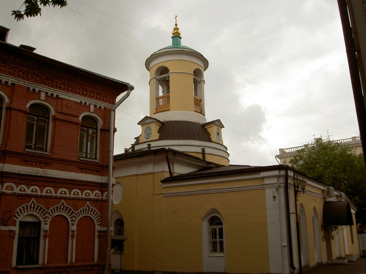 Церковь Феодора Стратилата, Басманный (Центральный административный округ (ЦАО), г. Москва). фасады