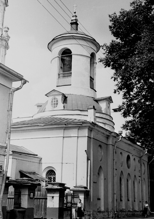 Церковь Феодора Стратилата, Басманный (Центральный административный округ (ЦАО), г. Москва). фасады